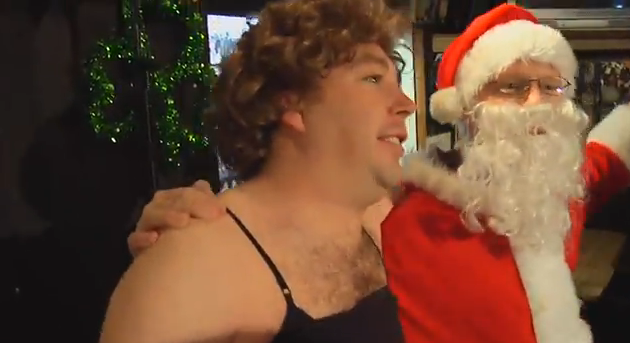 Crossdressing is optional at Murphy's