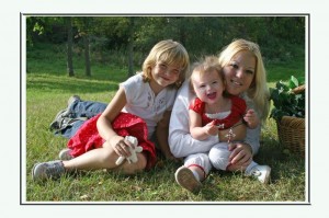 emily-madison-and-ericajpg-1479ffcfbf3c81b7