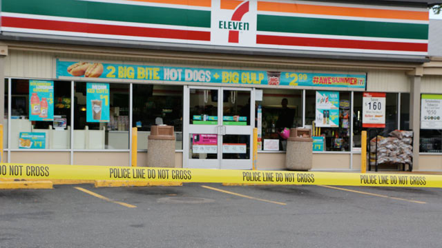 ht_7_eleven_islip_ll_130617_wmain