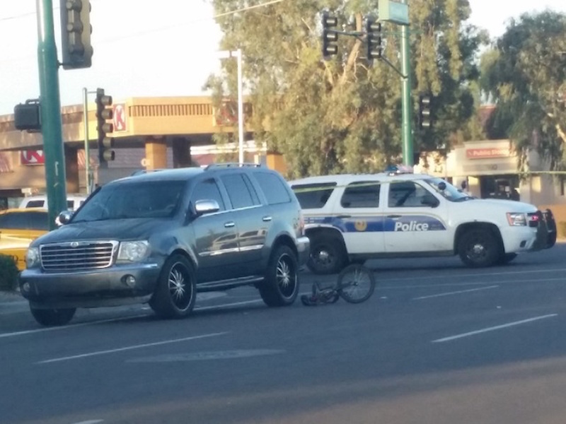 KNXV 75th Avenue McDowell Road Vehicle Bicyclist Crash 7-24_1469414757010_43047114_ver1.0_640_480